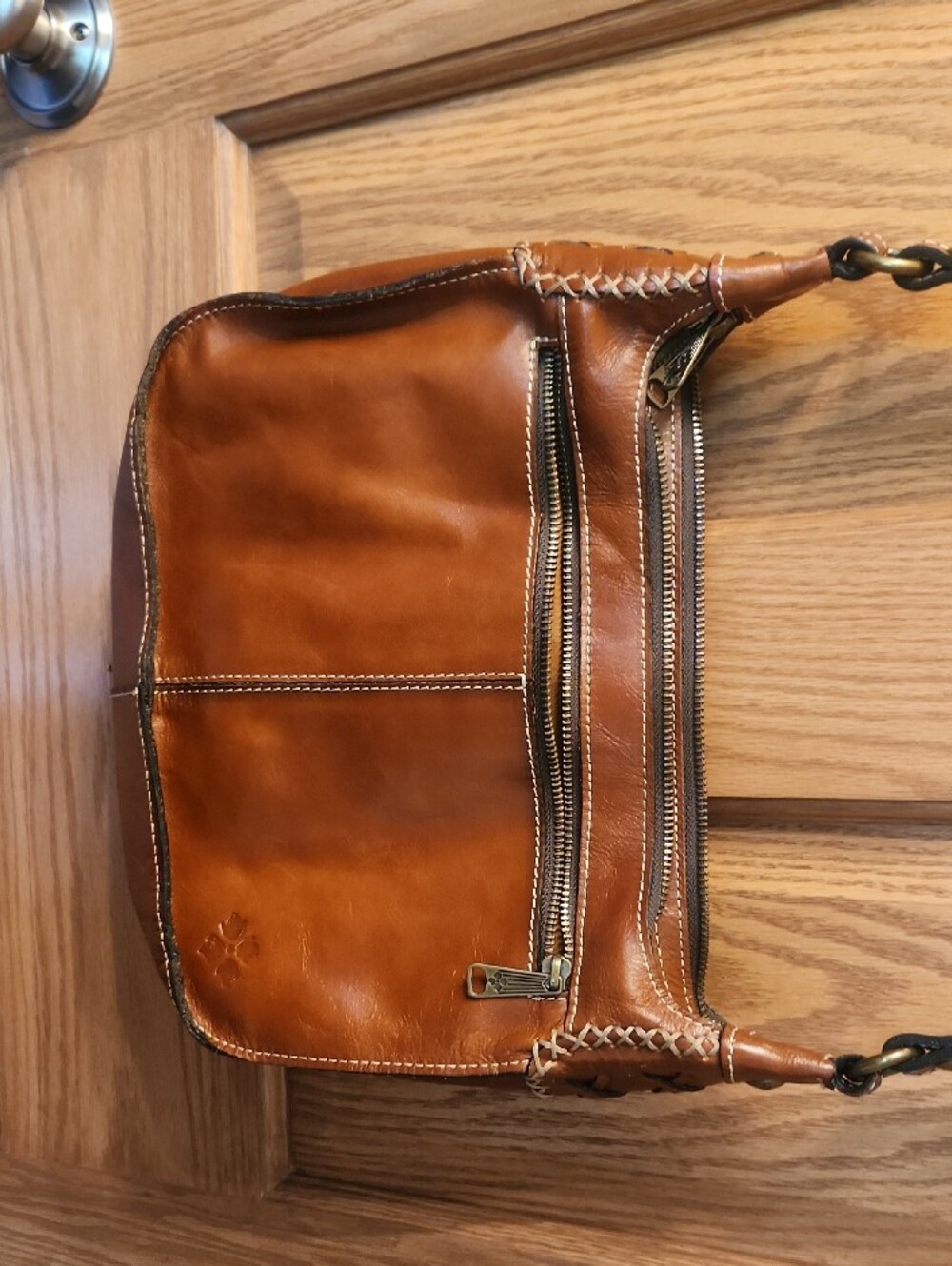 Patricia Nash Classic Brown Leather Crossbody Bag with Tassel - Picture 3 of 7